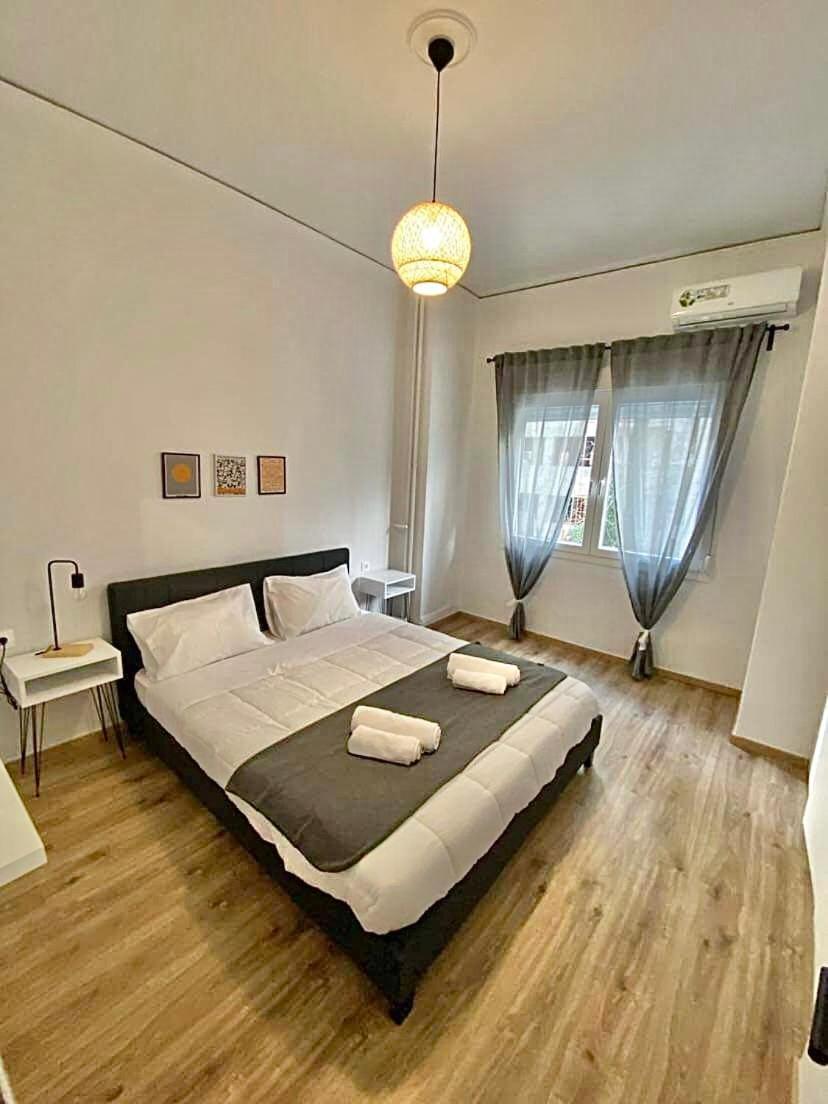 Comfortable Apartment In The City Center Atena Exterior foto